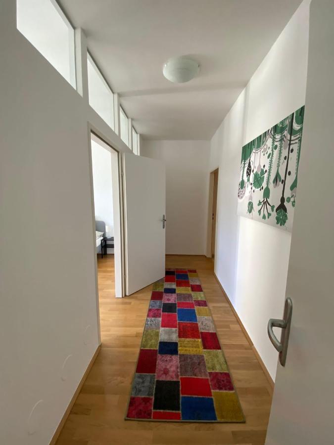 Central Two Bedroom Apartment Вена Экстерьер фото